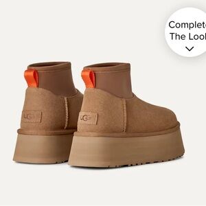 UGG Classic Mini Dipper  Platform Boots .Women